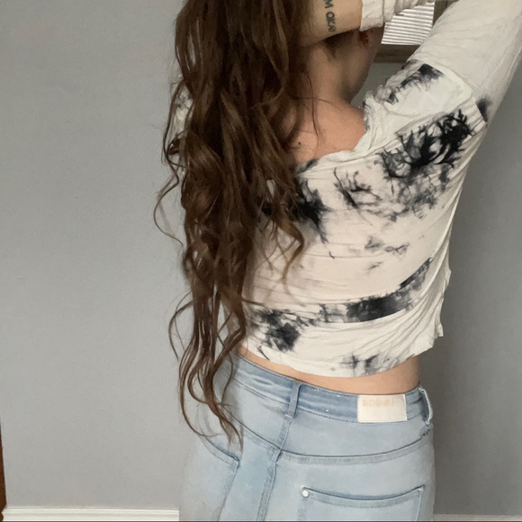 Long sleeves crisscross top / tiedye - Picture 2 of 4